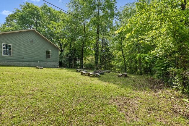 1008 Swift Dr, Clarksville, TN 37040