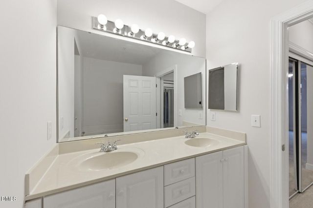 116 Northbrook Drive 204, Raleigh, NC 27609