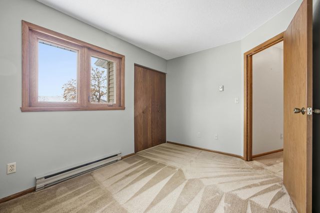 22 Fremont Drive S, Fargo, ND 58103