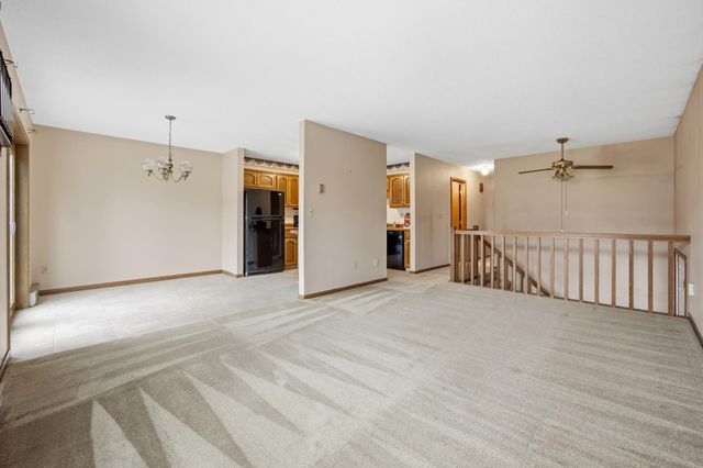 22 Fremont Drive S, Fargo, ND 58103