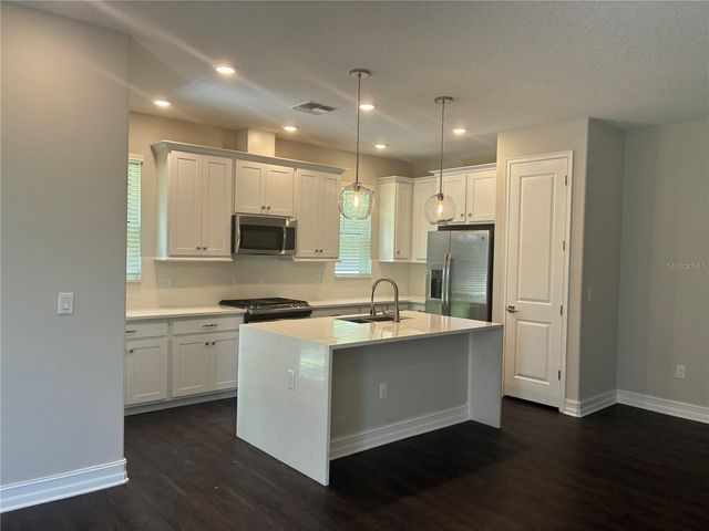 5134 SAN MARTINO DRIVE, Wesley Chapel, FL 33543