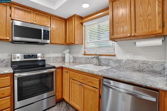 1819 Wildbrook Ct C, Concord, CA 94521