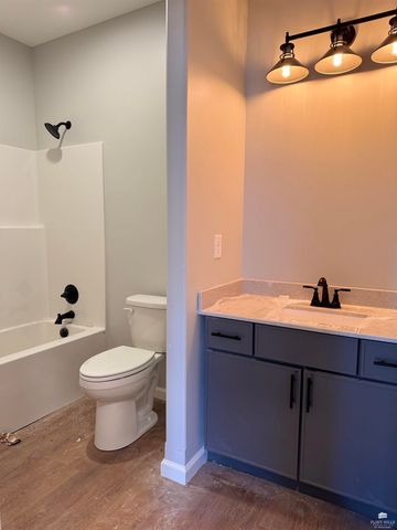 8387 Derik Court, Manhattan, KS 66502