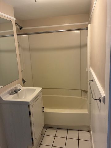 180 Main St 2B, Medway, MA 02053