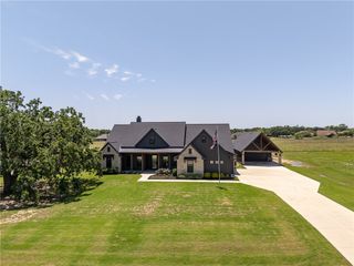 7532 Marys Way, Bryan, TX 77808