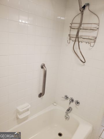 2111 Fairhaven Circle TER LEVEL, Atlanta, GA 30305