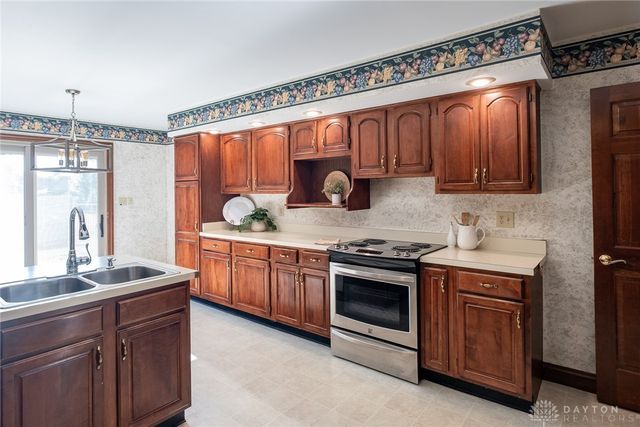 356 Cork Elm Trail, Beavercreek, OH 45440