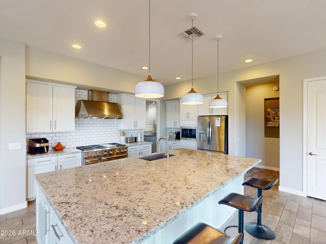 5812 E LITTLE WELLS Pass, Cave Creek, AZ 85331