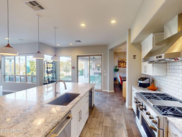 5812 E LITTLE WELLS Pass, Cave Creek, AZ 85331