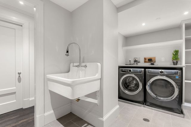 2 Commonwealth 10A, Boston, MA 02116