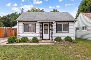 4842 Hunt Street, Wayne, MI 48184