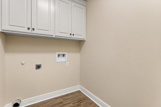 3400 Lake Street, Lake Charles, LA 70605