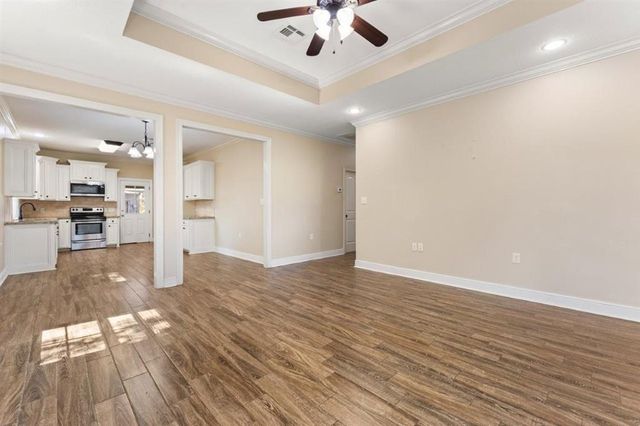 3400 Lake Street, Lake Charles, LA 70605