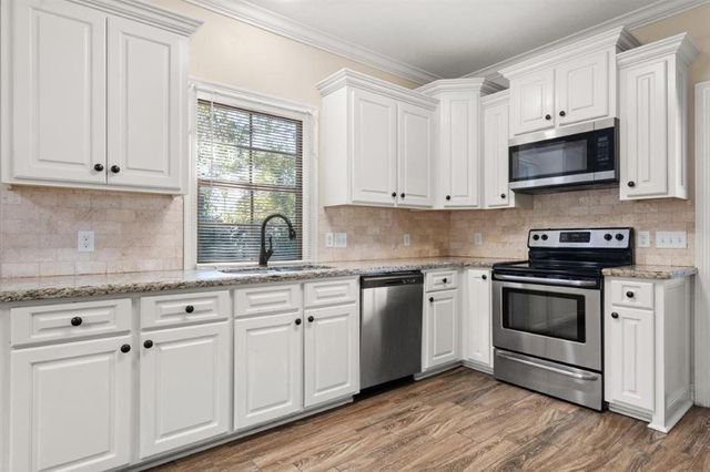 3400 Lake Street, Lake Charles, LA 70605