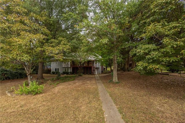 2372 Merrymount Drive, Suwanee, GA 30024