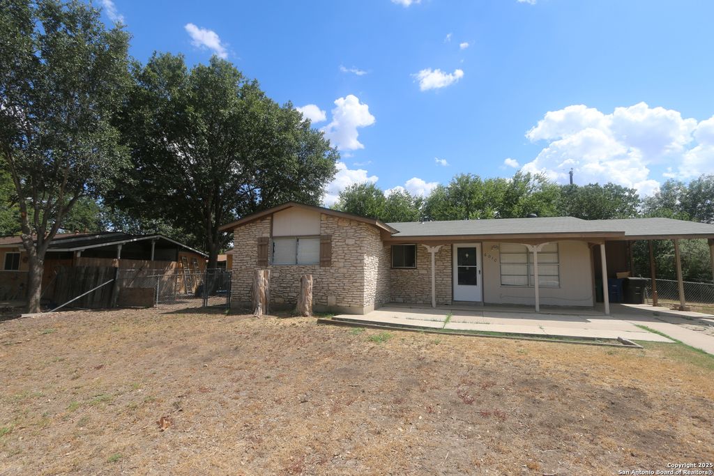 6010 Shoreview Pl, San Antonio, TX 78242