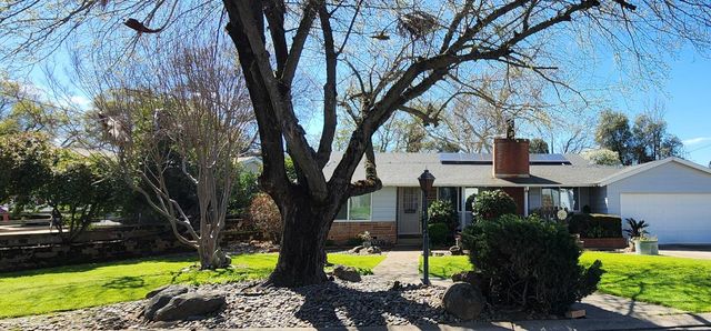 625 Heath Dr, Ione, CA 95640