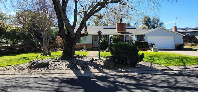 625 Heath Dr, Ione, CA 95640