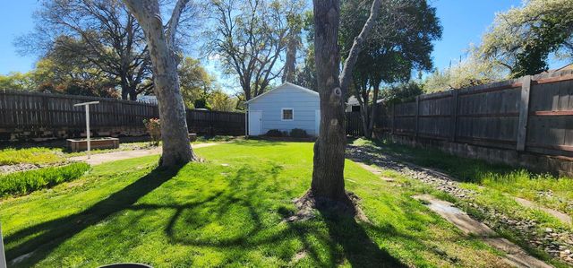 625 Heath Dr, Ione, CA 95640