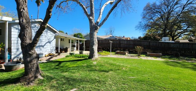 625 Heath Dr, Ione, CA 95640