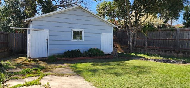 625 Heath Dr, Ione, CA 95640