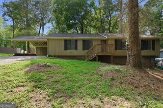 473 Raven Springs Trail, Stone Mountain, GA 30087