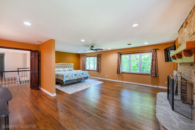 4 Auburn Lane, Barrington Hills, IL 60010