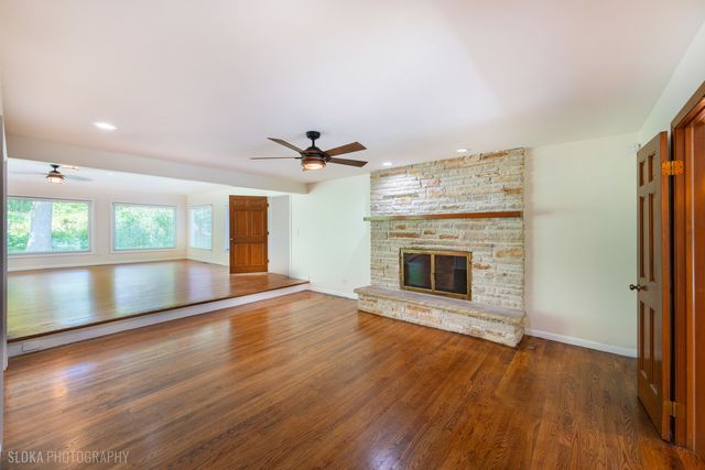 4 Auburn Lane, Barrington Hills, IL 60010