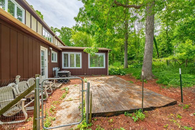 4 Auburn Lane, Barrington Hills, IL 60010