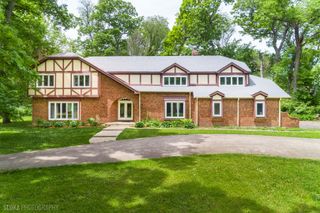 4 Auburn Lane, Barrington Hills, IL 60010