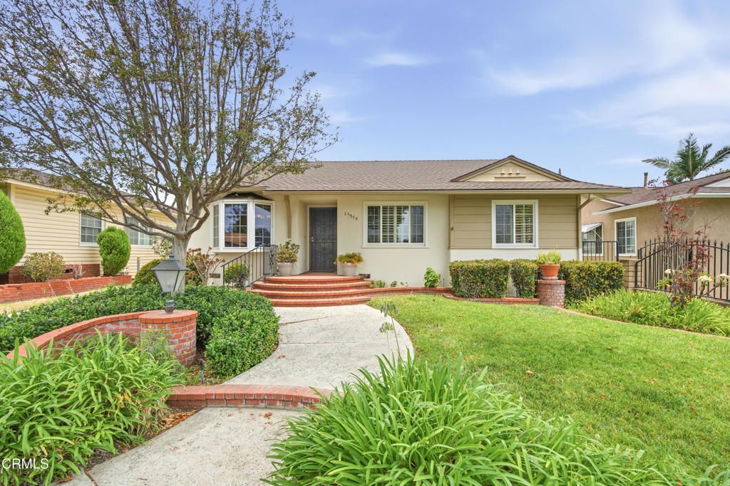 15359 La Salos Drive, Whittier, CA 90603