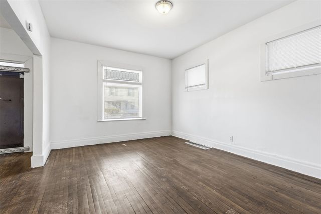 550 Mount Vernon Street, Detroit, MI 48202