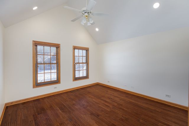 2652 Charlestowne Lane, Naperville, IL 60564