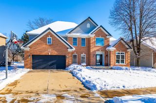 2652 Charlestowne Lane, Naperville, IL 60564