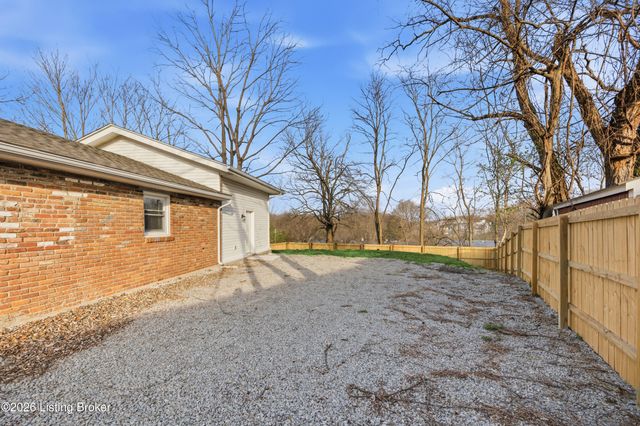 1627 Haskin Ave, Louisville, KY 40215