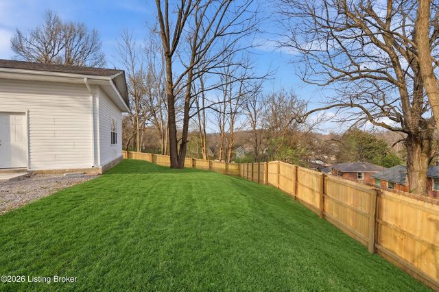 1627 Haskin Ave, Louisville, KY 40215