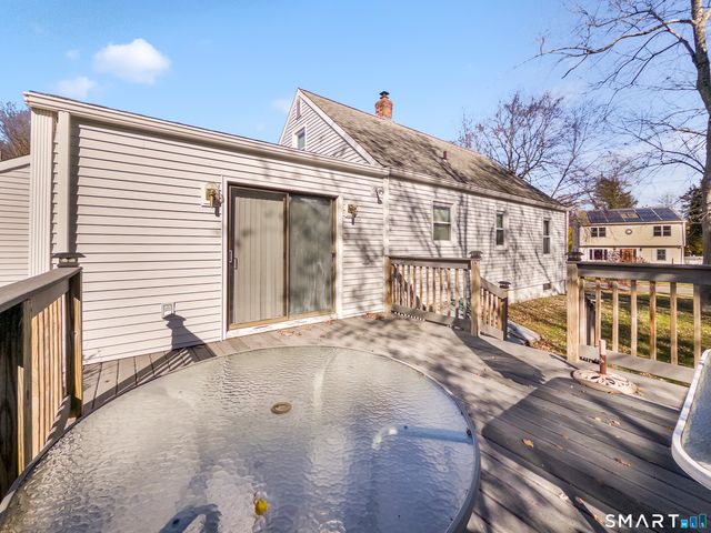 2 Arthur Court, North Branford, CT 06471