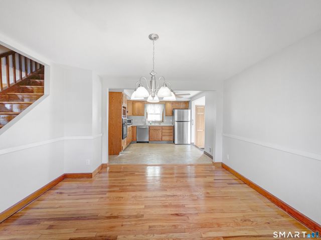 2 Arthur Court, North Branford, CT 06471