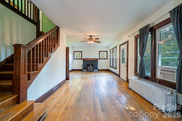 76 Starnes Cove Road, Asheville, NC 28806