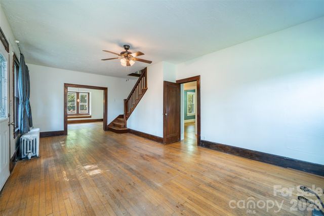 76 Starnes Cove Road, Asheville, NC 28806