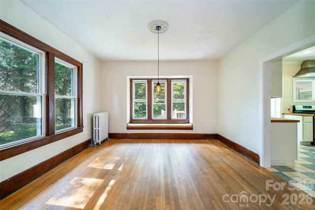 76 Starnes Cove Road, Asheville, NC 28806