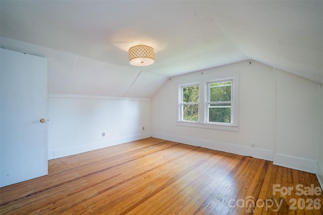 76 Starnes Cove Road, Asheville, NC 28806