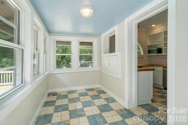 76 Starnes Cove Road, Asheville, NC 28806