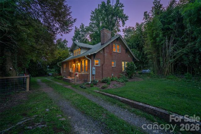 76 Starnes Cove Road, Asheville, NC 28806