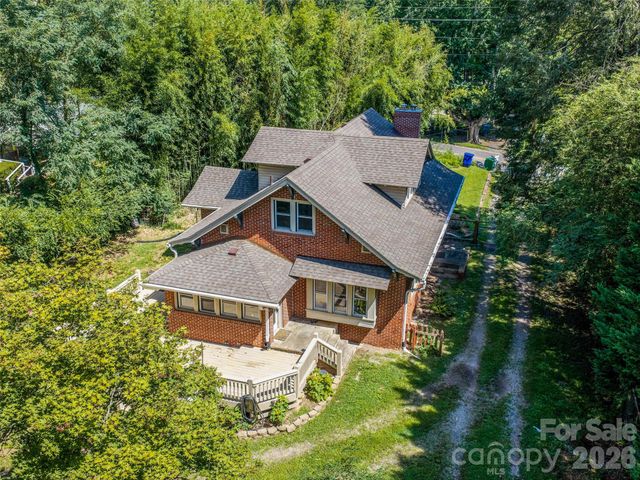 76 Starnes Cove Road, Asheville, NC 28806