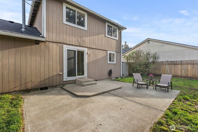 15941 Quail Meadows Court SE, Yelm, WA 98597