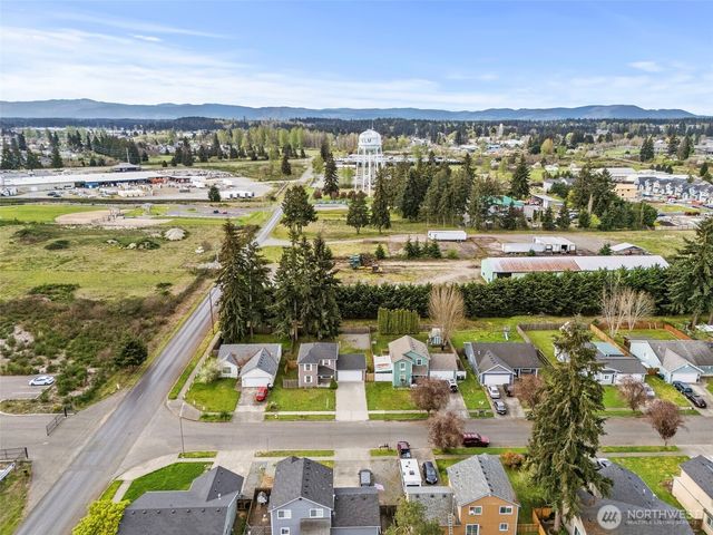 15941 Quail Meadows Court SE, Yelm, WA 98597