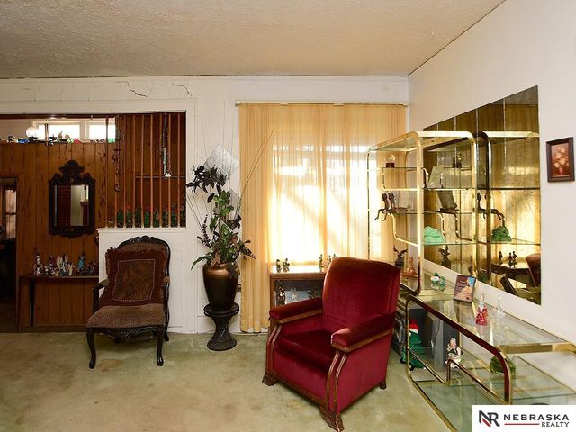 3188 Stone Avenue, Omaha, NE 68111