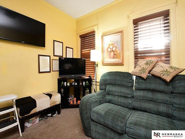 3188 Stone Avenue, Omaha, NE 68111