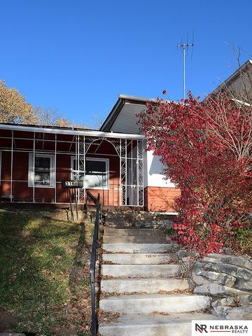 3188 Stone Avenue, Omaha, NE 68111